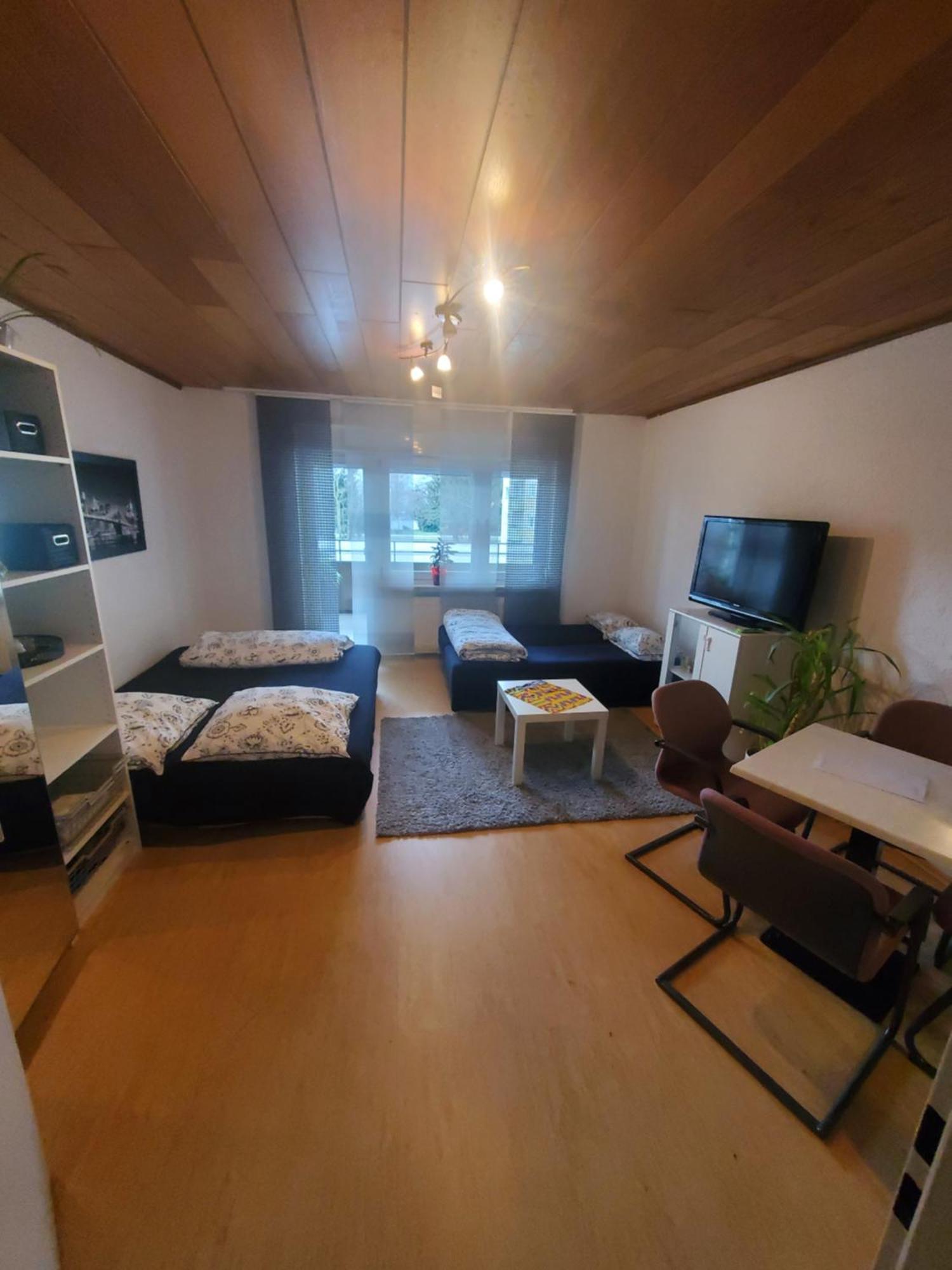 Einzimmerwohnungmit Grossem Balkon Mietersheim Exteriér fotografie