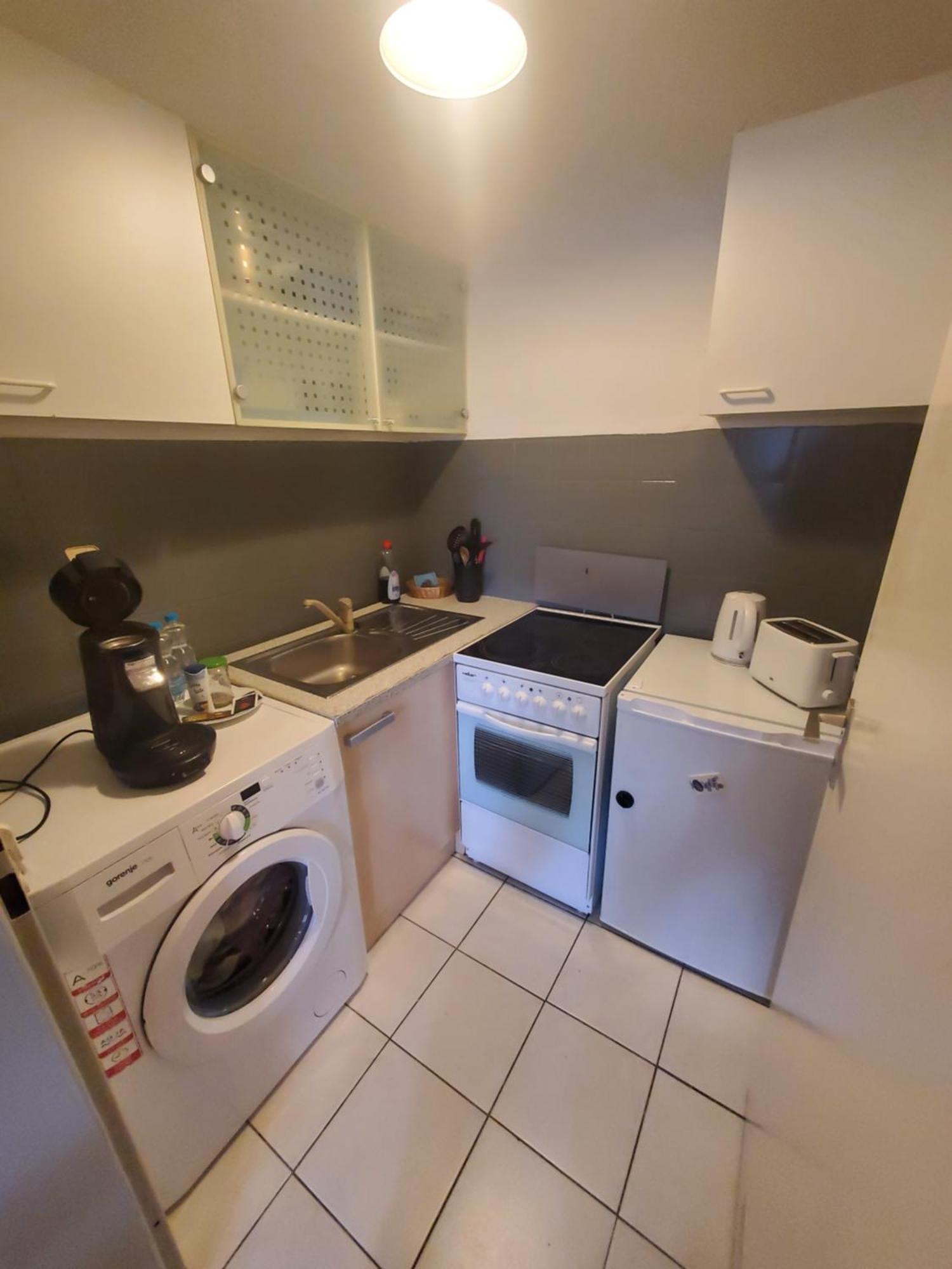 Einzimmerwohnungmit Grossem Balkon Mietersheim Exteriér fotografie